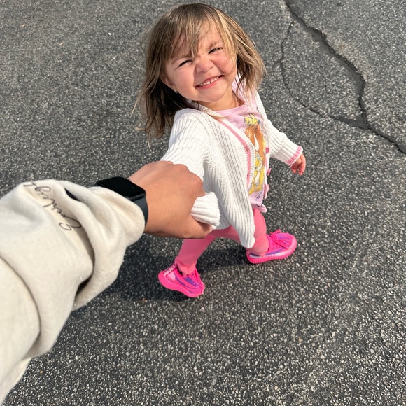 Meet your Posher, Emily - Picture 5 of 6